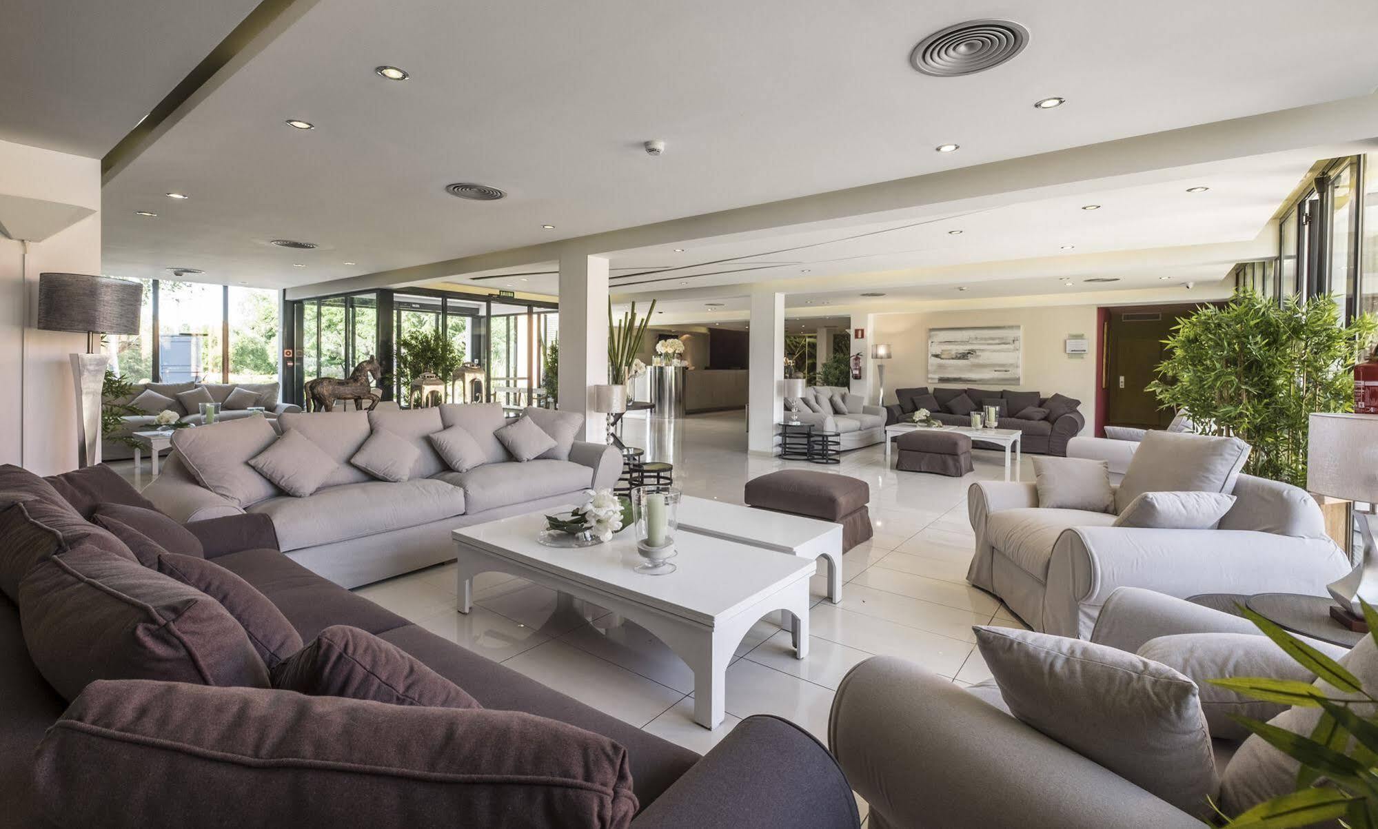 Eden Park By Brava Hotel